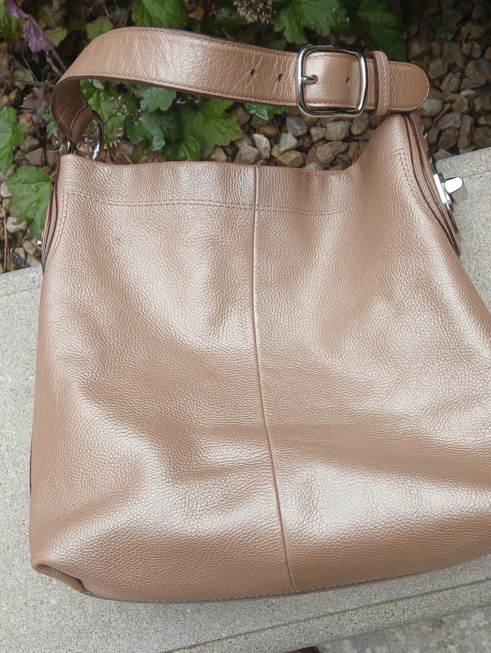 Coach Penelope Pebbled Leather Hobo Bag (Style F16535).